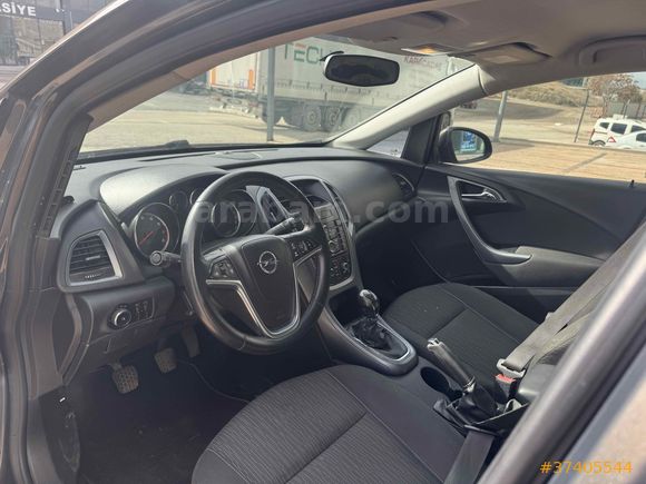 Sahibinden Opel Astra 1.6 Edition 2012 Model 
