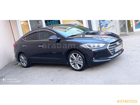 Sahibinden Hyundai Elantra 1.6 CRDi Elite 2016 Model Hatasız, Değişensiz, 1 parça lokal 