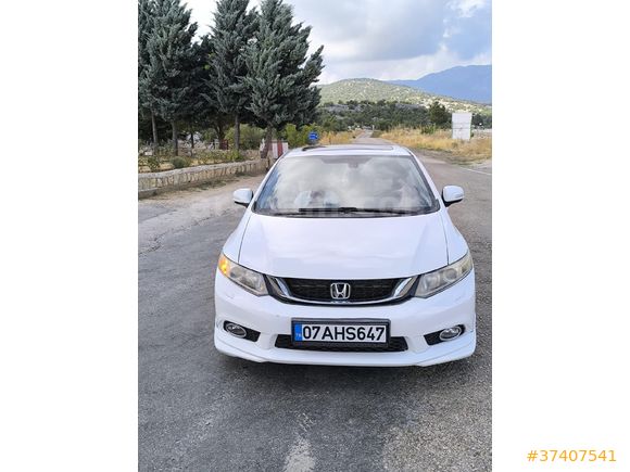 Sahibinden Honda Civic 1.6 i-VTEC ECO Elegance 2013 Model