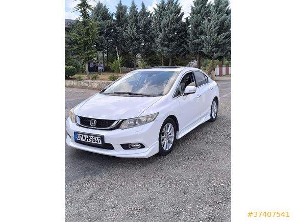 Sahibinden Honda Civic 1.6 i-VTEC ECO Elegance 2013 Model