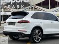 2017 ÇKŞ-BAYİ-CAYENNE-CARBON-21'JANT-VAKUM-NAVİ-18 YÖNLÜ KOLTUK