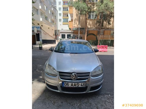 Sahibinden ful paket wolkswagen Jetta 1.6 FSi comfortline 2007 Model  290 km