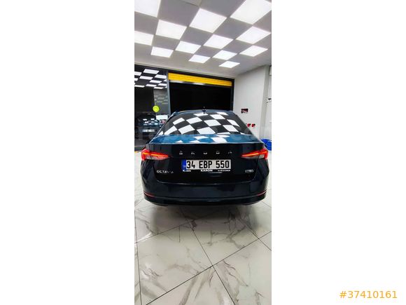 Sahibinden Skoda Octavia 1.5 e-Tec Premium 2021 Model 