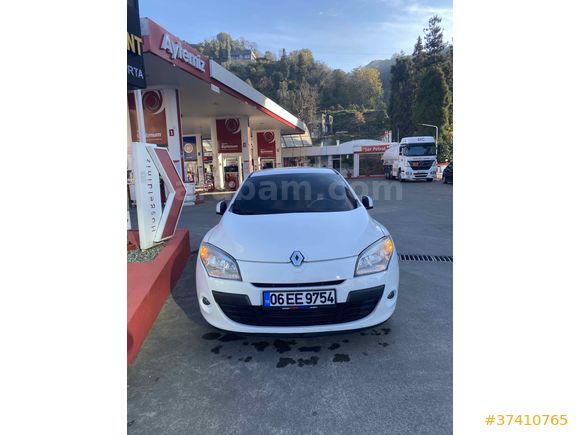 Sahibinden Renault Megane 1.5 dCi Privilege 2011 Model  232.000 km Beyaz