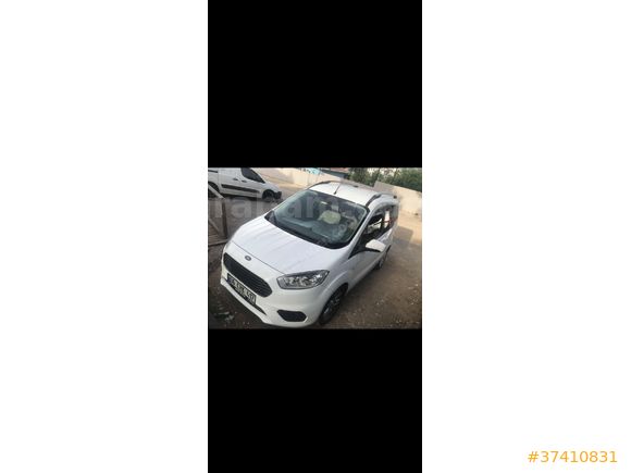 Sahibinden Ford Tourneo Courier 1.5 TDCi Journey Titanium 2019 Model