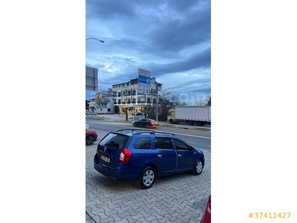 Sahibinden Dacia Logan 0.9 Tce Ambiance 2020 Model  170.000 km Mavi (metalik)