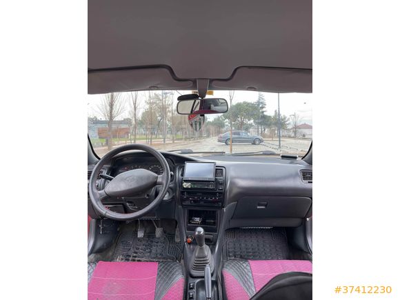 Sahibinden Toyota Corolla 1.6 XLi 1996 Model 