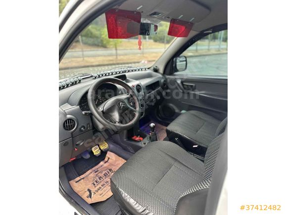 Sahibinden Citroen Berlingo 2.0 HDi 2005 Model 