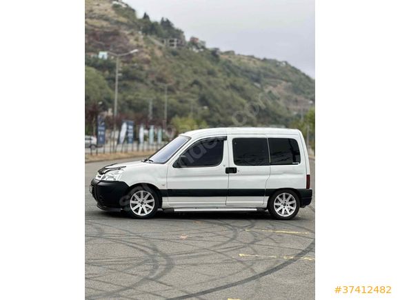 Sahibinden Citroen Berlingo 2.0 HDi 2005 Model 