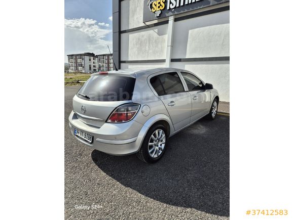 Sahibinden Opel Astra 1.4 Essentia 2011 Model