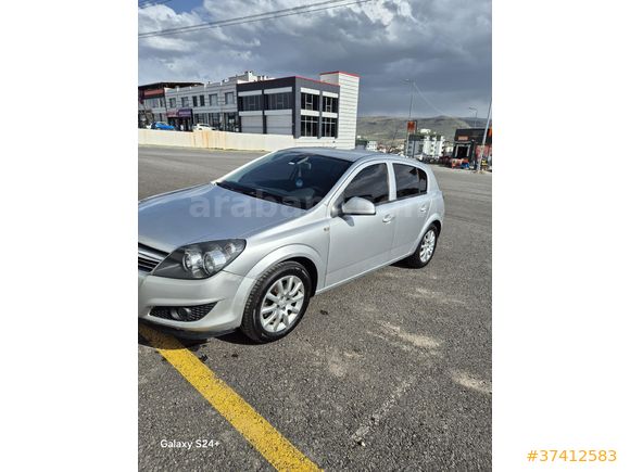 Sahibinden Opel Astra 1.4 Essentia 2011 Model