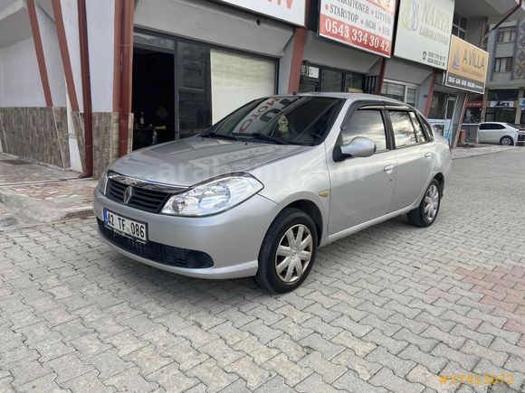 Renault Symbol 1.2 Authentique 2012 