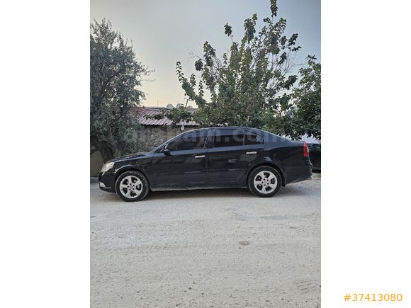 Sahibinden Skoda Octavia 1.6 TDI Active 2012 Model  370.000 km Siyah