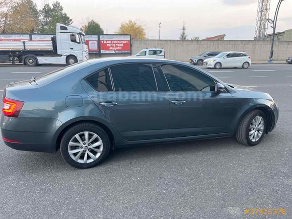 Sahibinden Temiz Skoda Octavia 1.6 TDI Style 