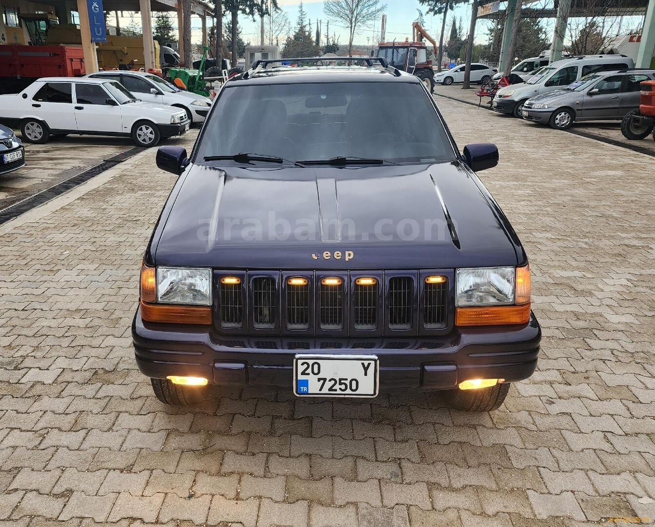 Galeriden Jeep Grand Cherokee 5.2 Limited 1997 Model Antalya 250.000 km Lacivert 2