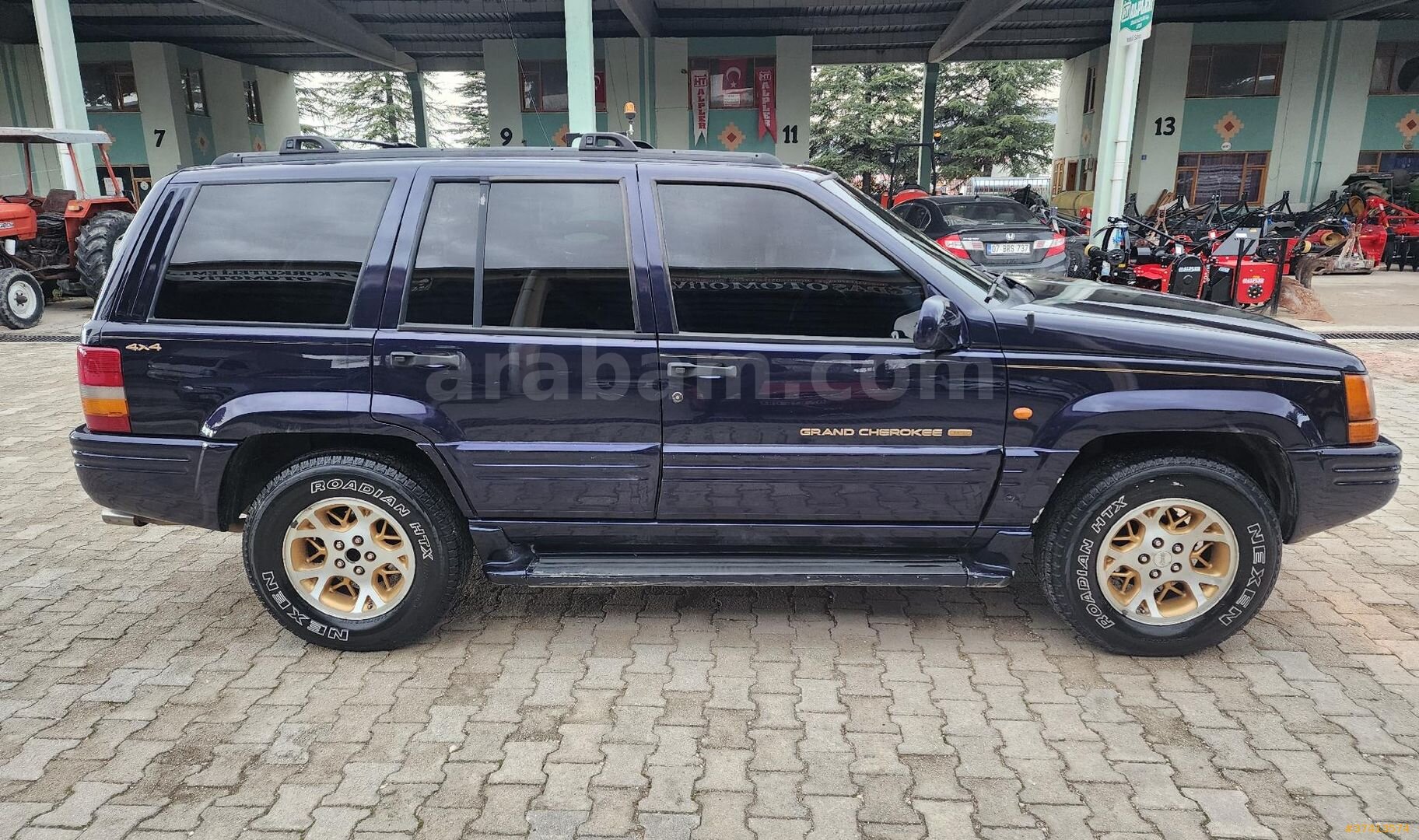 Galeriden Jeep Grand Cherokee 5.2 Limited 1997 Model Antalya 250.000 km Lacivert 4