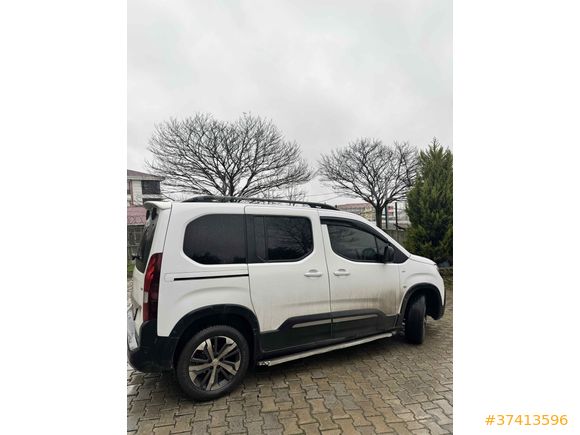 Sahibinden Peugeot Rifter 1.5 BlueHDI GT 2023 Model 