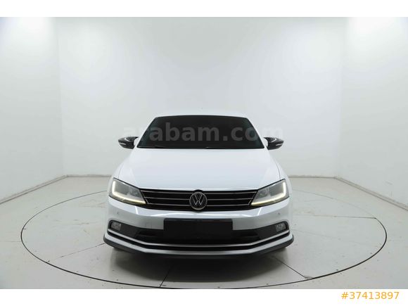 Sahibinden Volkswagen Jetta 1.4 TSi BlueMotion Comfortline 2017 Model  223.000 km Beyaz