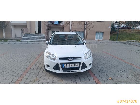 Sahibinden Ford Focus 1.6 TDCi Style 2012 Model  TAKASLAR DEGERLENDİRİLİR.