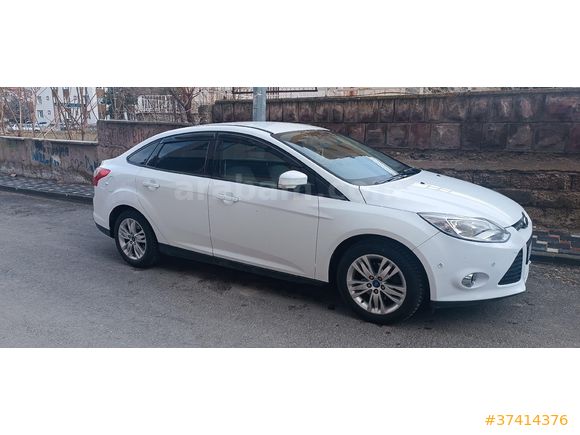 Sahibinden Ford Focus 1.6 TDCi Style 2012 Model  TAKASLAR DEGERLENDİRİLİR.