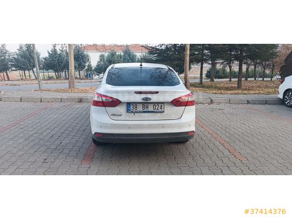 Sahibinden Ford Focus 1.6 TDCi Style 2012 Model  TAKASLAR DEGERLENDİRİLİR.