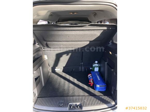 Sahibinden Courier 1.0 EcoBoost Titanium Plus 2023 Model  Garantisi  Devam etmekte
