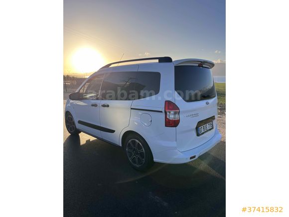 Sahibinden Courier 1.0 EcoBoost Titanium Plus 2023 Model  Garantisi  Devam etmekte
