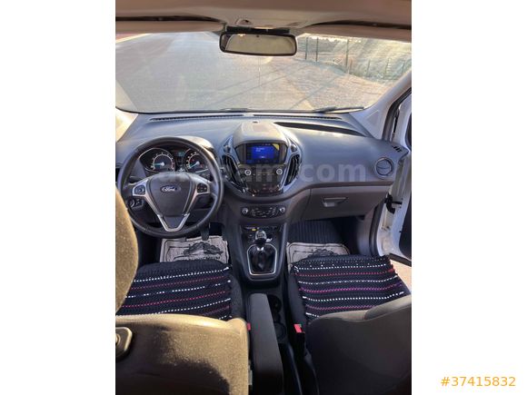 Sahibinden Courier 1.0 EcoBoost Titanium Plus 2023 Model  Garantisi  Devam etmekte