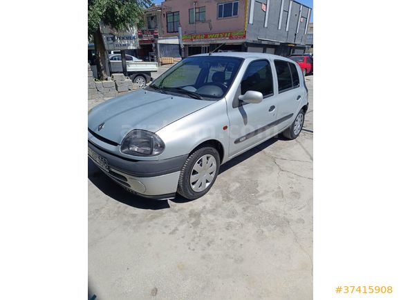 Sahibinden Renault Clio 1.6 RTE 2000 Model  279.000 km Gri (Gümüş)