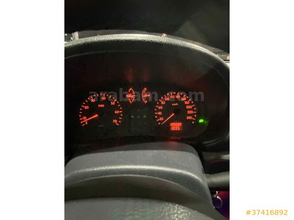 Sahibinden Renault Clio 1.4 RNA 2001 Model 