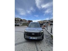 Yetişen alır Sahibinden Ford Tourneo Courier 1.0 EcoBoost Titanium 2024 Model 