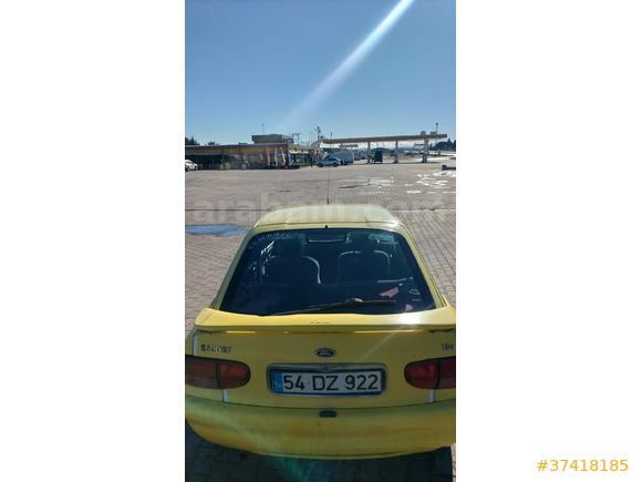 Sahibinden Ford Escort 1.6 16V 1999 Model  350.000 km Sarı