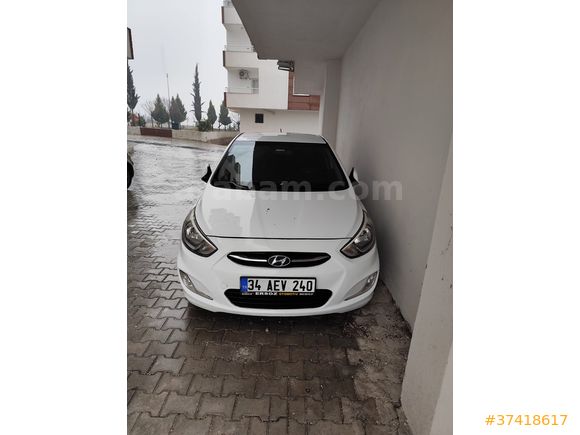 Bayan Öğretmenden Hyundai Accent Blue 1.6 CRDI Mode Plus 2017 Model 