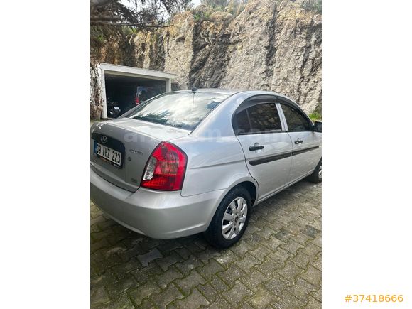 Sahibinden Hyundai Accent Era 1.5 CRDi Mode 2011 Model