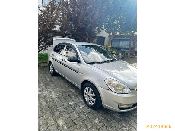 Sahibinden Hyundai Accent Era 1.5 CRDi Mode 2011 Model