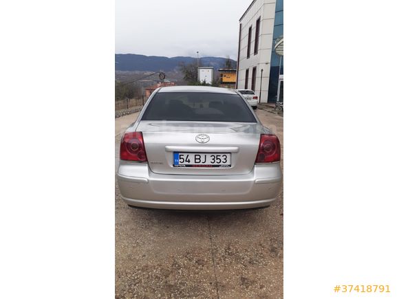 Sahibinden Toyota Avensis 2.0 Elegant 2005 Model