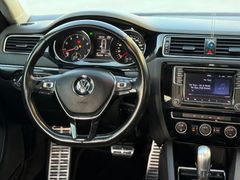 Sahibinden Volkswagen Jetta 1.2 TSi BlueMotion Highline 2016 Model  251.000 km Gri (Gümüş)