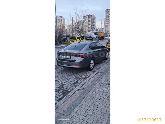 Sahibinden Skoda Octavia 1.0 e-Tec Elite 2023 Model Kayseri