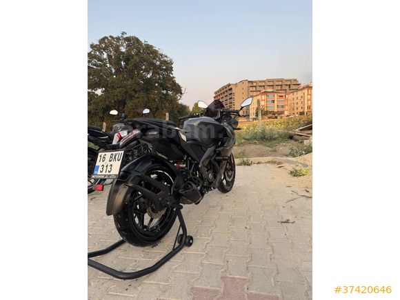 Sahibinden Bajaj Pulsar 200 RS 