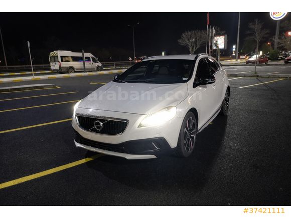 Sahibinden Volvo V40 Cross Country 1.5 T3 Advance 2017 Model