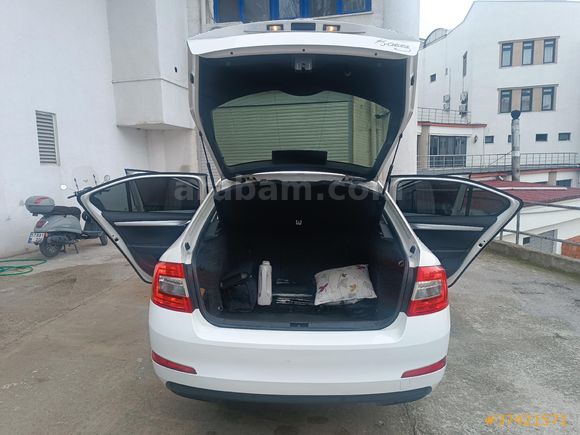 Sahibinden Skoda Octavia 1.6 TDI Optimal 2015 Model