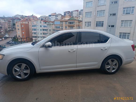 Sahibinden Skoda Octavia 1.6 TDI Optimal 2015 Model