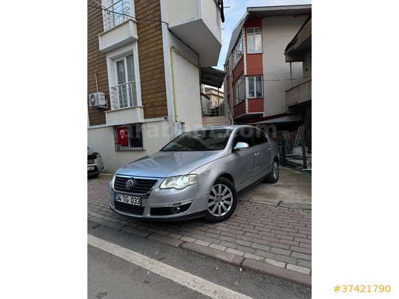 Sahibinden Düşük Km Volkswagen Passat 1.4 TSi Comfortline 2008 Model