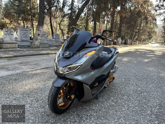 GALLERY MUSA/BOYASIZ 2023 HONDA PCX 125 ÖZEL YAPIM MODİFİYELİ
