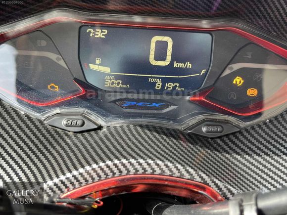 GALLERY MUSA/BOYASIZ 2023 HONDA PCX 125 ÖZEL YAPIM MODİFİYELİ