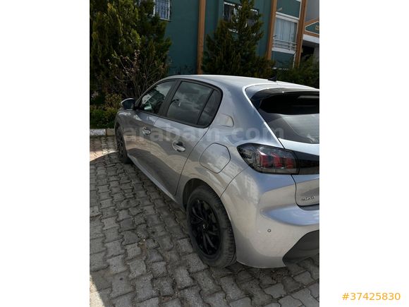 Sahibinden Peugeot 208 1.2 PureTech Active 2021 Model