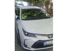 Sahibinden Toyota Corolla 1.8 Hybrid Dream 2021 Model  85.000 km Beyaz