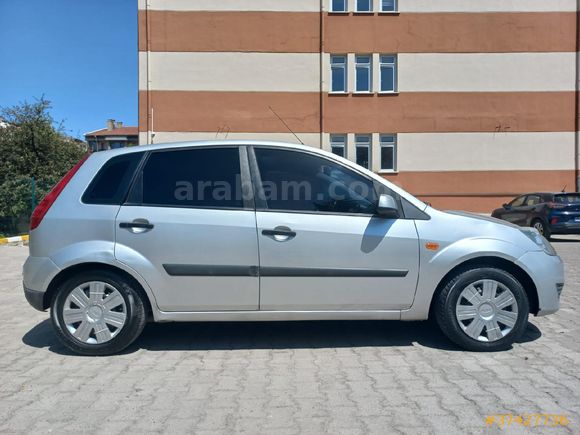 Sahibinden Ford Fiesta 1.6 Comfort 2006 Model