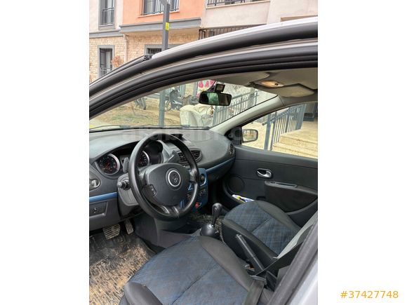Renault Clio 1.2 Extreme 2009 Model 