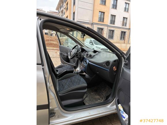 Renault Clio 1.2 Extreme 2009 Model 